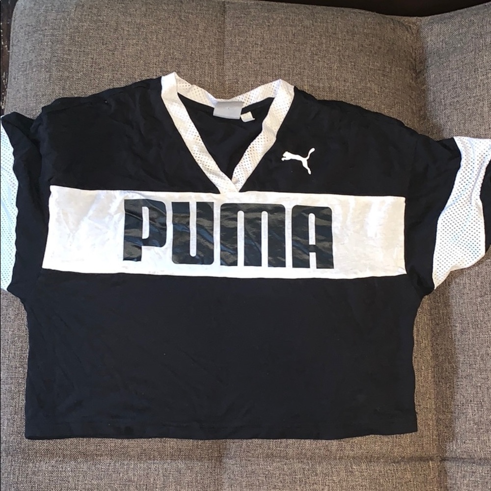 Cropped Puma Shirt